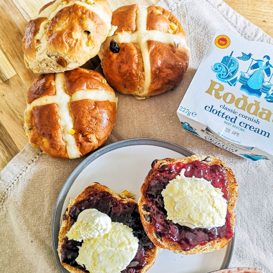 hot cross buns