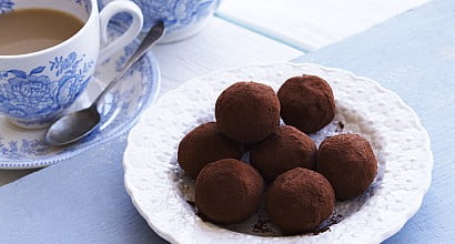 Clotted cream truffles